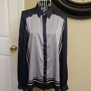 🌻Navy button down shirt